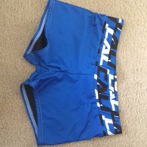 California all starts workout shorts size small